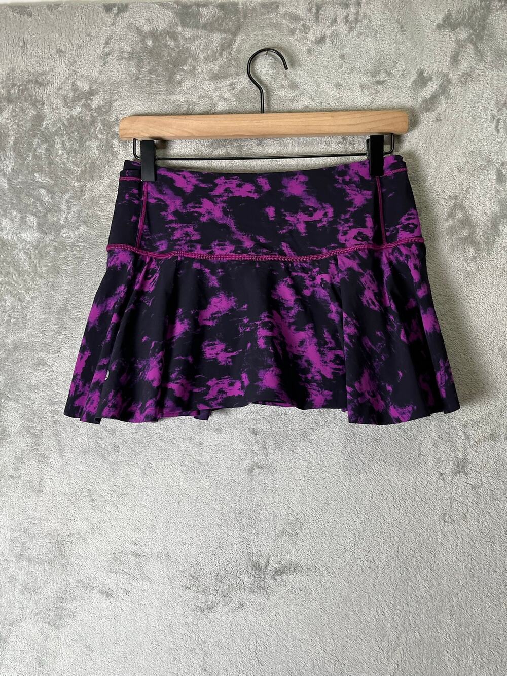 Lululemon Hit Your Stride Skirt Purple Black Tie Dye Pleated Tennis Skort Mini 4